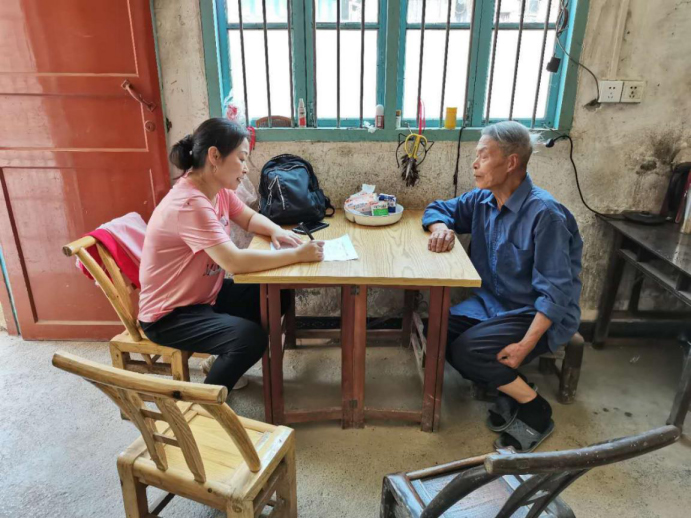入户走访暖民心 乡村振兴正当时(图3) 入户走访暖民心 乡村振兴正当时(图3)